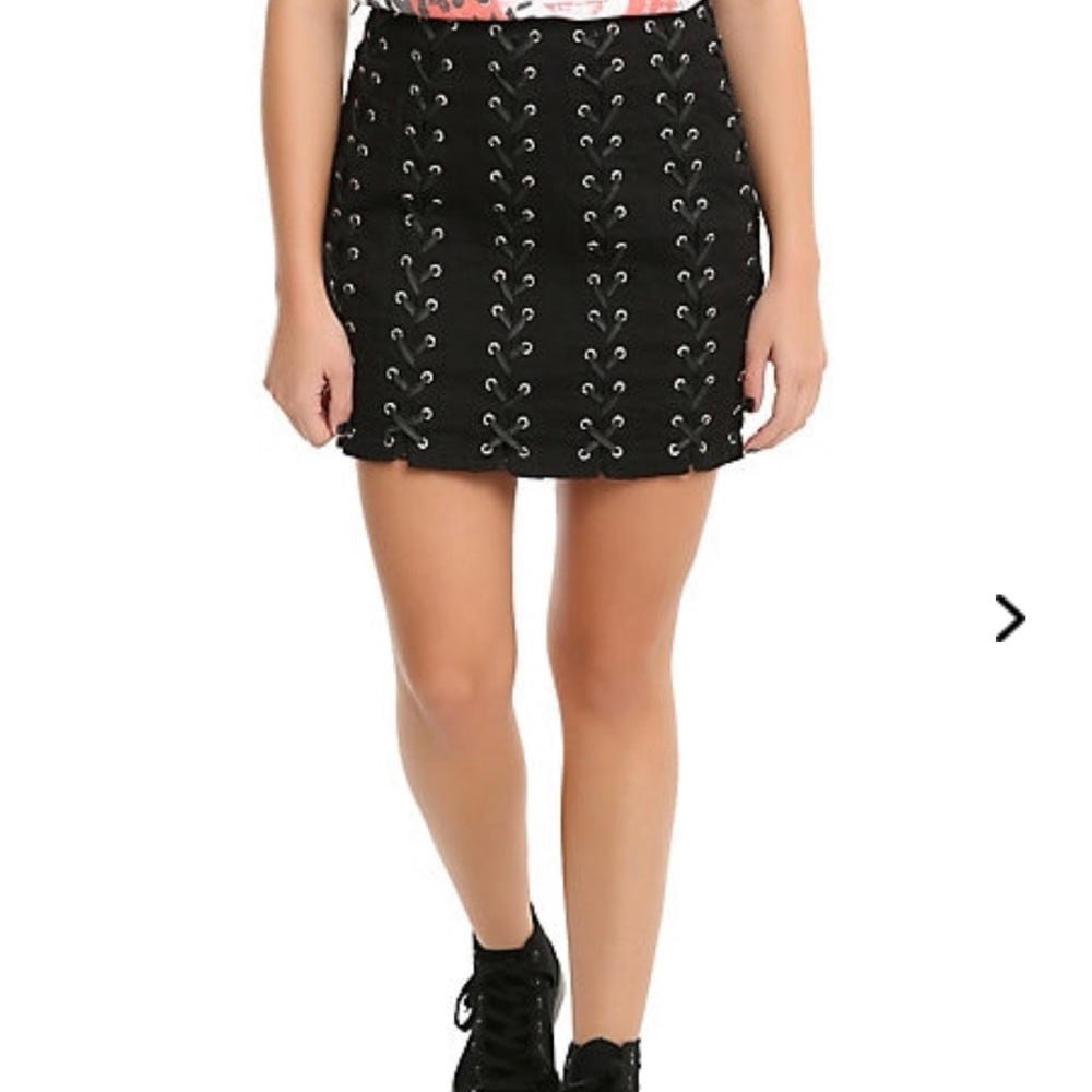Tripp NYC Black Lace-Up Skirt